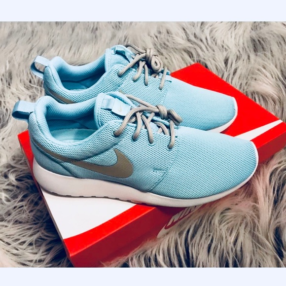 Nike roshe one sneakers - Picture 2 of 7